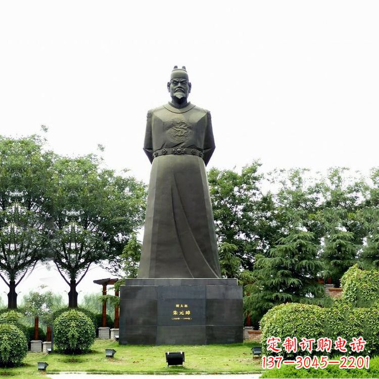 辽宁“洪武之治”明太祖石雕塑像