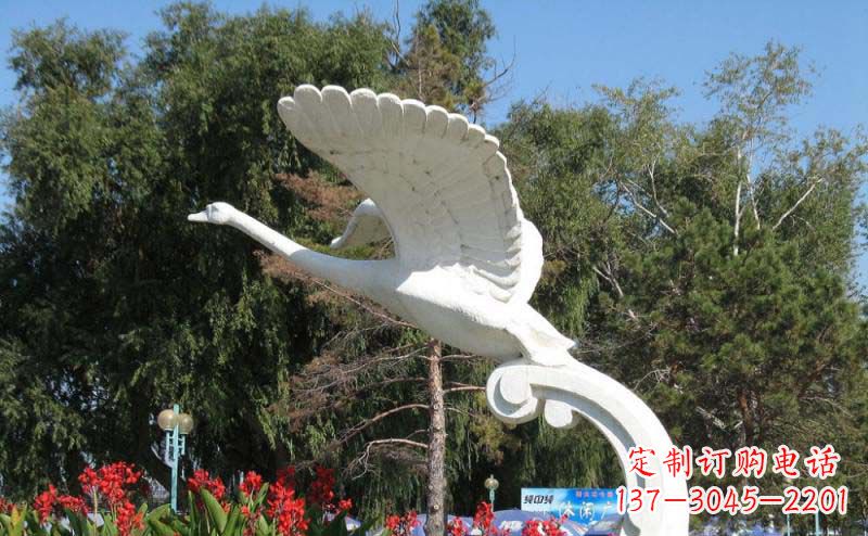 辽宁白天鹅大理石雕塑