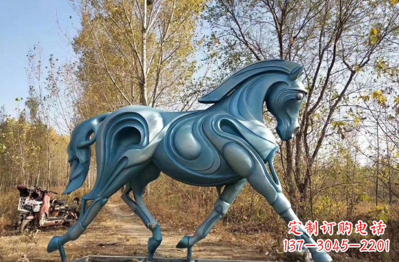 辽宁玻璃钢雕刻的奔马