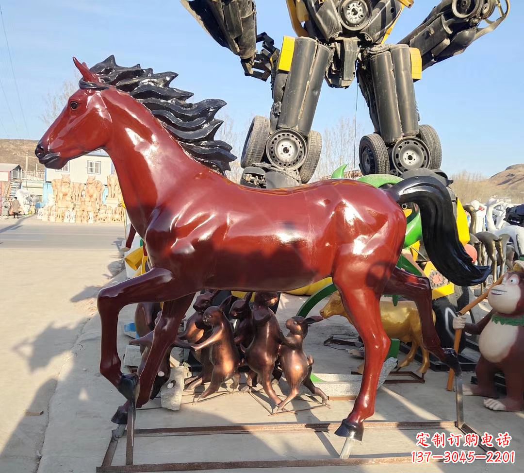 辽宁玻璃钢奔马雕塑