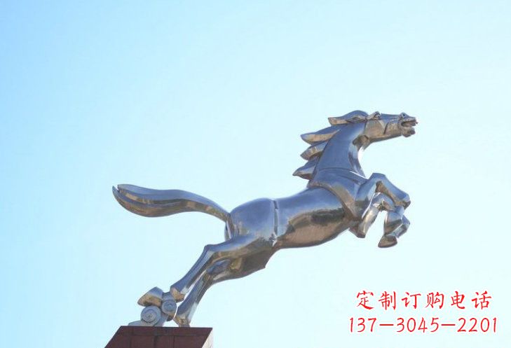 辽宁不锈钢奔马雕塑精美雕刻,给人以勇气与力量