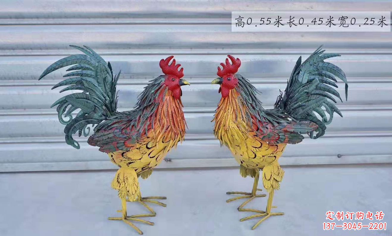 辽宁不锈钢彩绘公鸡雕塑——景观雕塑的精彩绽放
