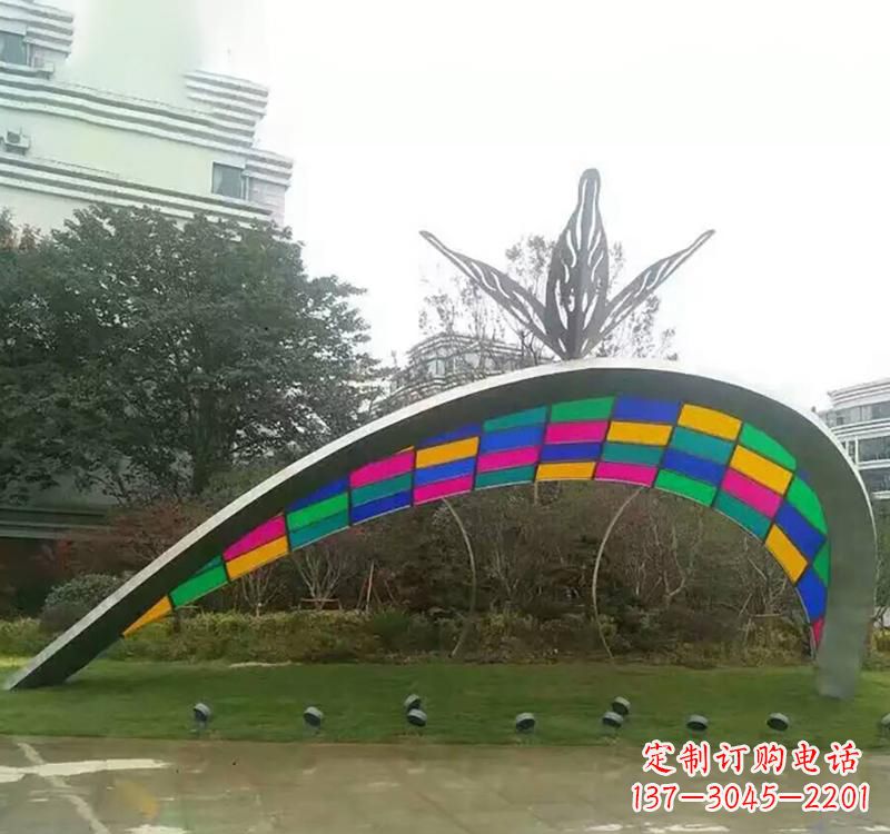 辽宁不锈钢彩色拼接拱门雕塑