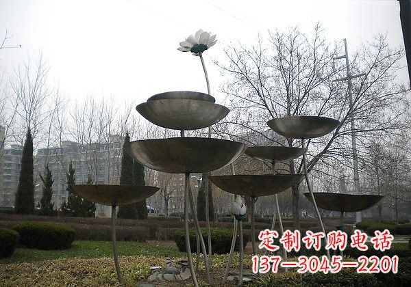 辽宁不锈钢荷花雕塑浪漫与优雅的融合