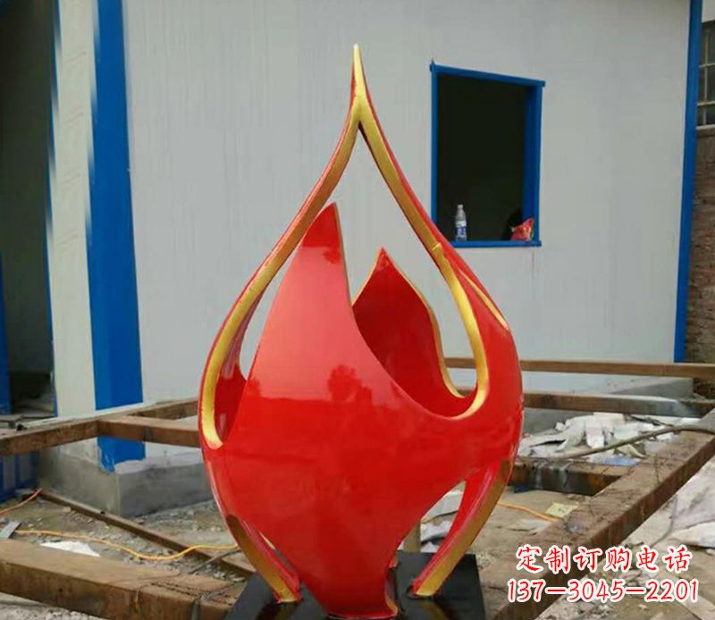 辽宁不锈钢龙雕塑点缀火龙果广场