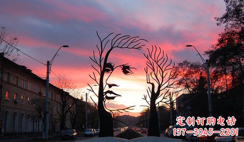 辽宁不锈钢人头雕塑点缀街边景观