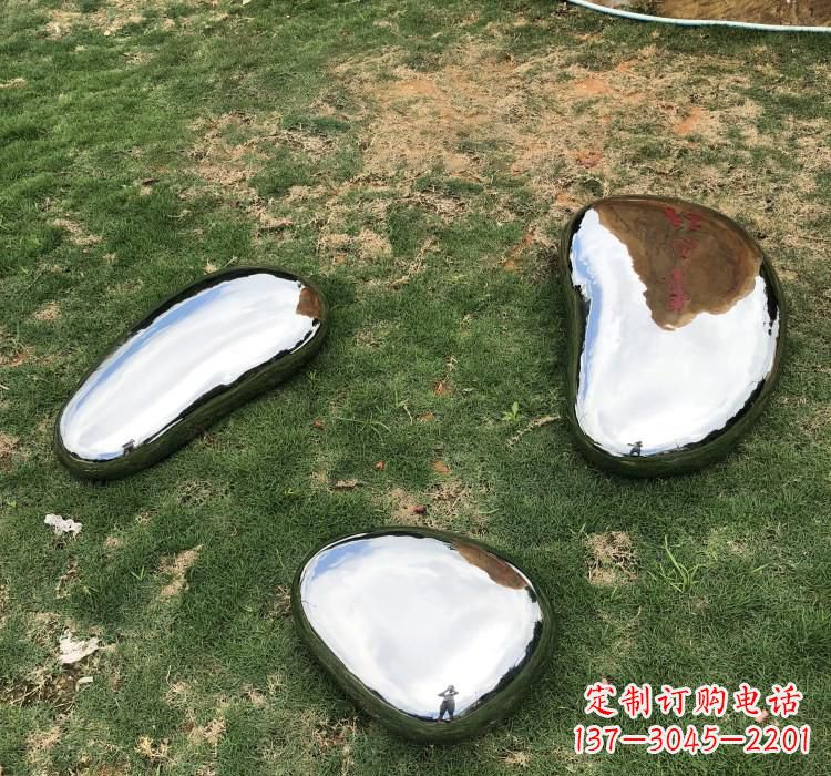 辽宁不锈钢鹅卵石雕塑精致与经典的完美结合