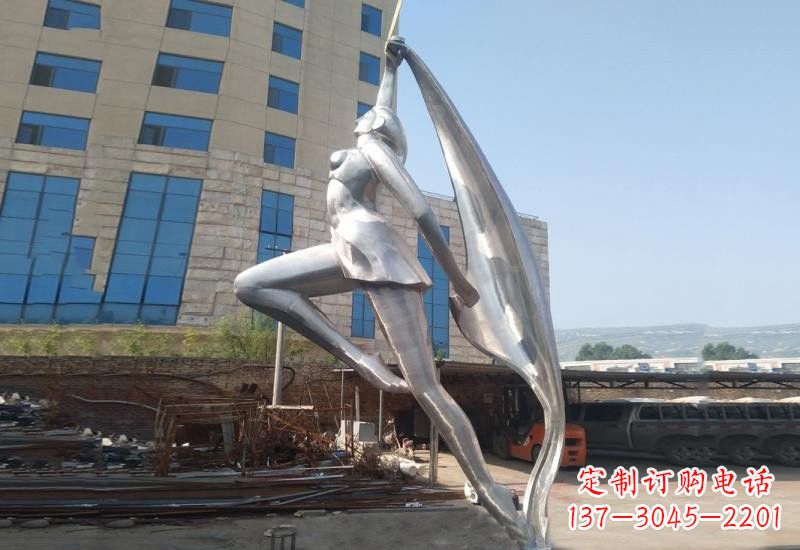 辽宁不锈钢女孩雕塑