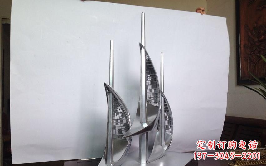 辽宁不锈钢帆船雕塑传承精神的象征