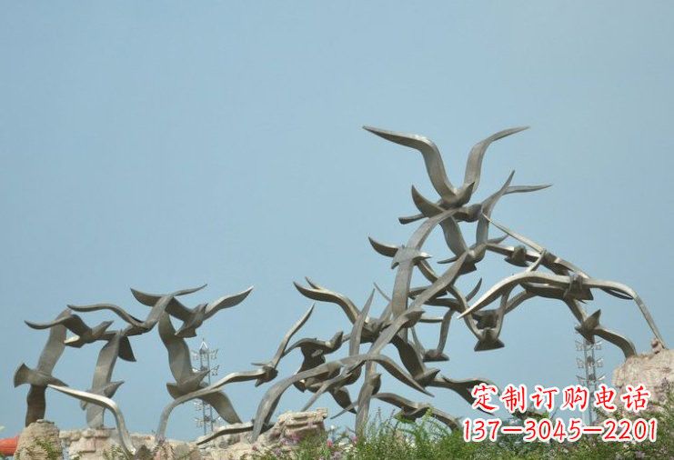 辽宁不锈钢大雁雕塑一只翱翔天际的艺术品