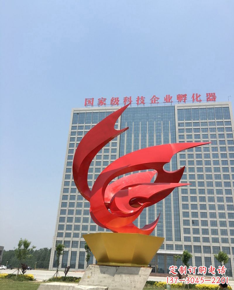 辽宁不锈钢凤凰雕塑一种具有传统文化内涵的艺术品