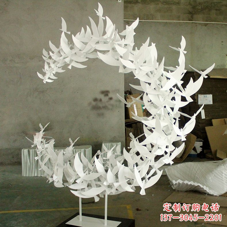 辽宁不锈钢鸽子翱翔的象征