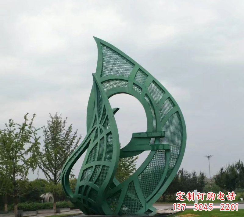 辽宁不锈钢大型镂空树叶雕塑精美绝伦