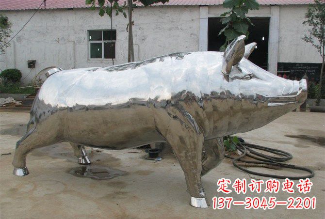 辽宁不锈钢公园动物猪雕塑精美雕塑展现完美美学
