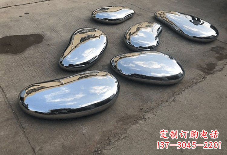 辽宁不锈钢水滴雕塑让公园更加美丽