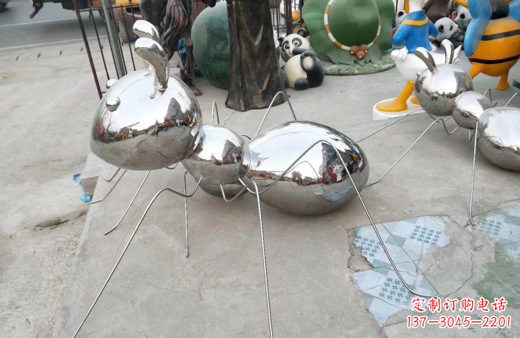 辽宁精致雕塑——不锈钢蚂蚁