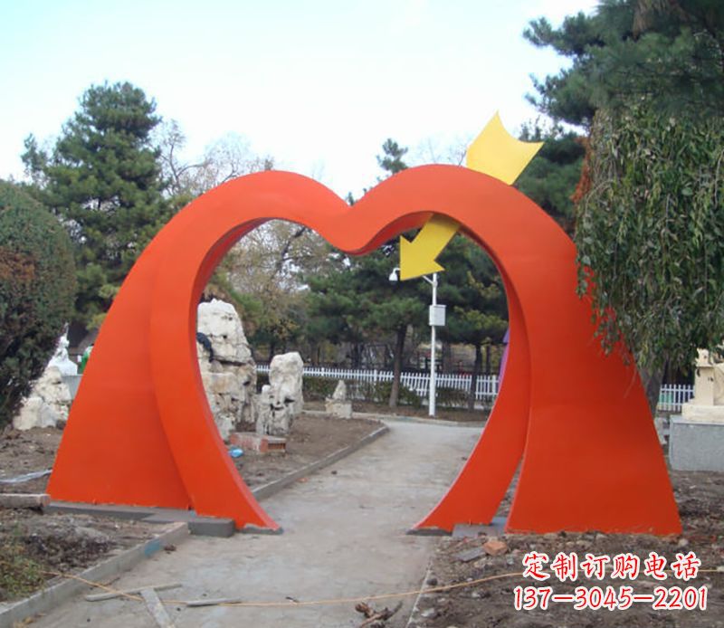 辽宁不锈钢拱门雕塑给空间增添灵动之美