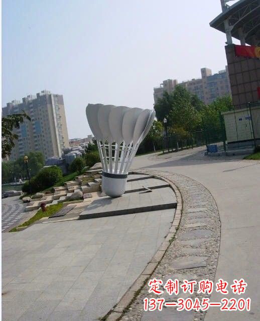 辽宁羽毛球雕塑一座展现精神风貌的艺术精品