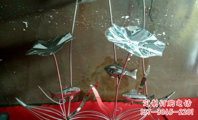 辽宁不锈钢荷花雕塑