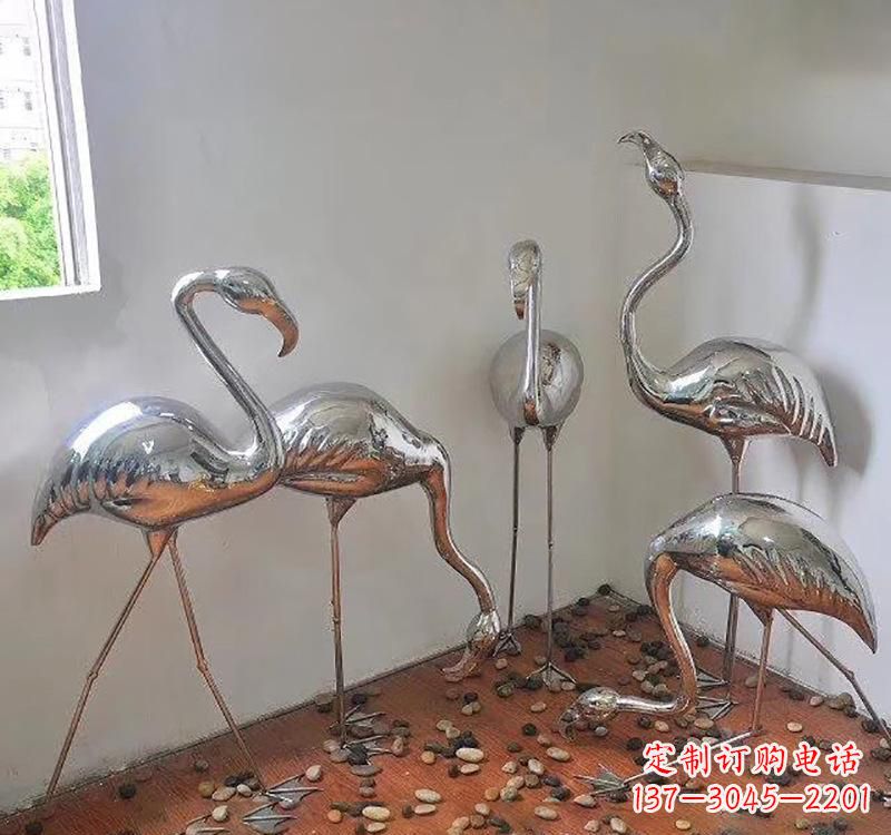 辽宁不锈钢火烈鸟象征勇气与活力