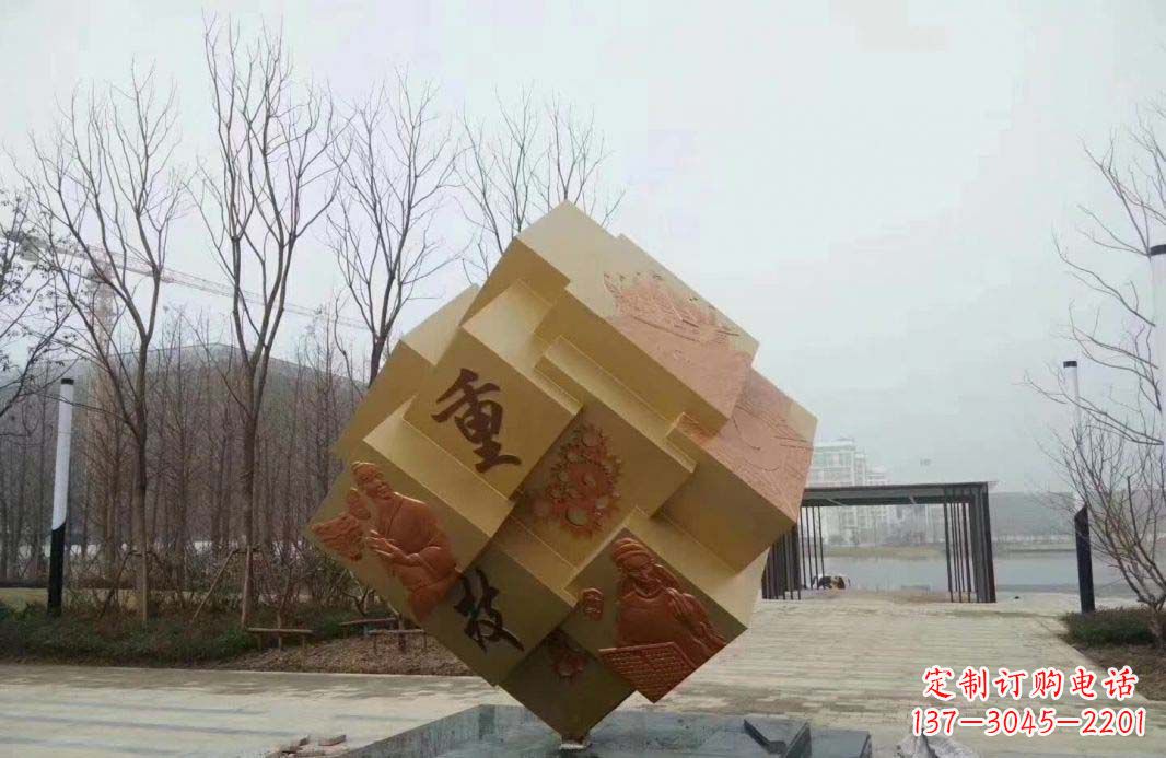 辽宁不锈钢魔方雕塑给景观增添丰富多彩