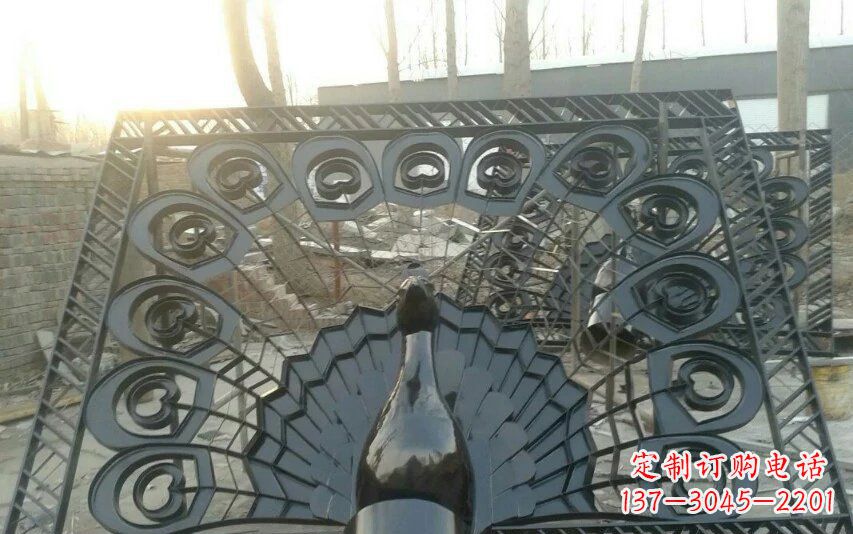 辽宁不锈钢孔雀开屏景观雕塑