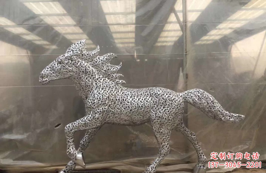 辽宁不锈钢马雕塑精致而又令人惊叹