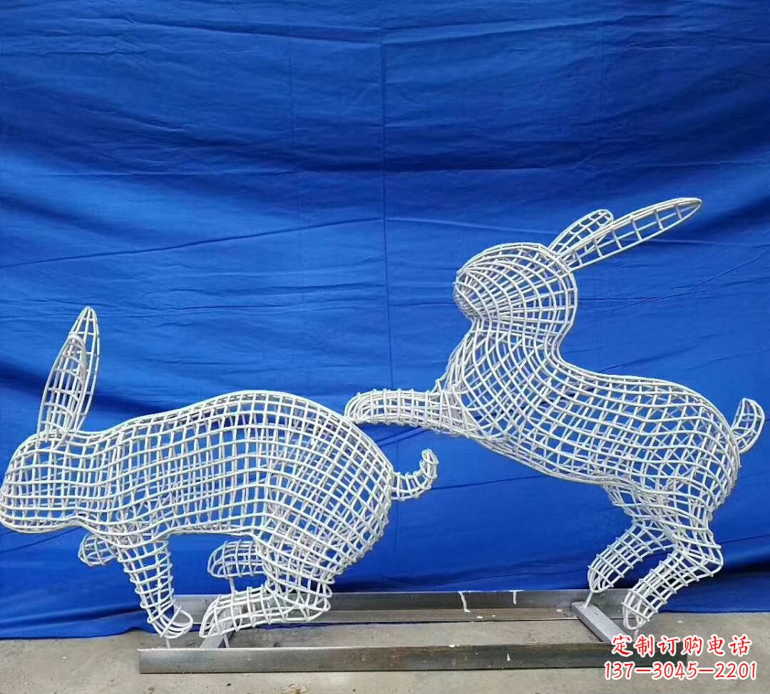 辽宁不锈钢镂空兔子精美雕塑展现可爱