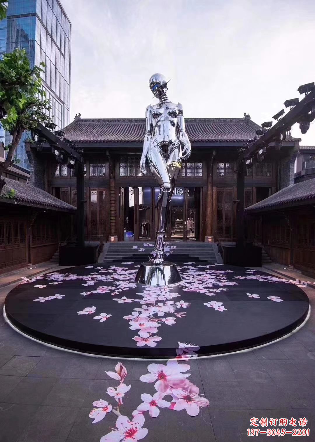 辽宁美女雕塑点亮城市之美