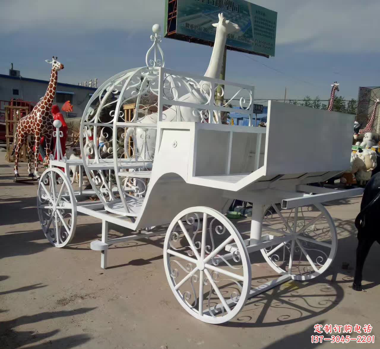 辽宁不锈钢欧式马车雕塑精美的艺术品