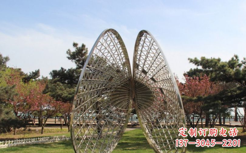 辽宁扇贝雕塑给公园带来清新之美