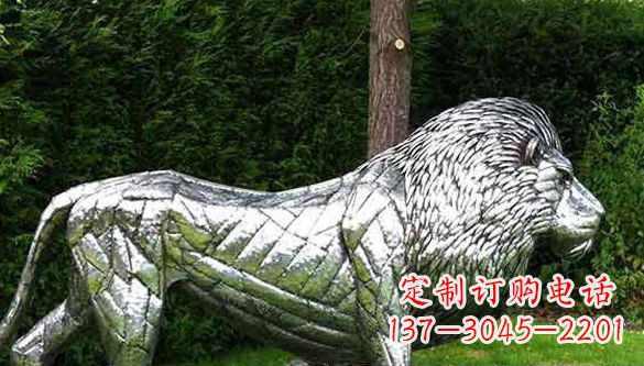 辽宁不锈钢狮子雕塑拥有经典古典风格