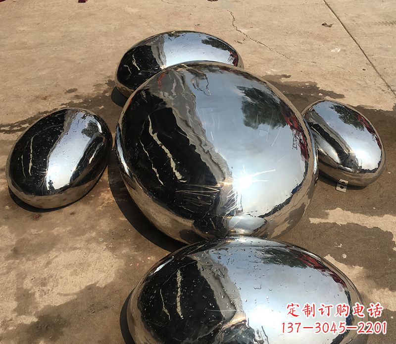 辽宁精致灵动的不锈钢水滴雕塑