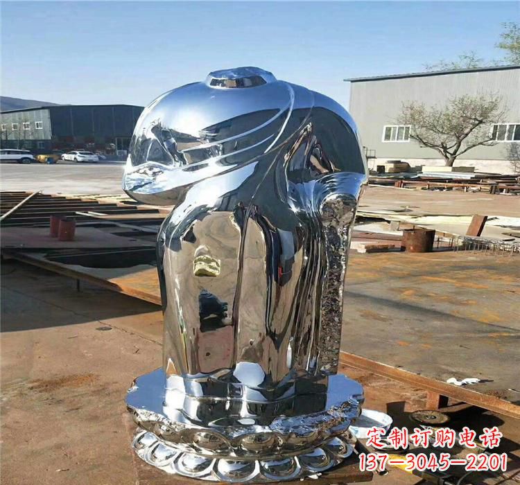 辽宁太湖石雕塑精美的艺术之作
