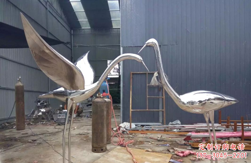 辽宁不锈钢仙鹤雕塑传承中国文化