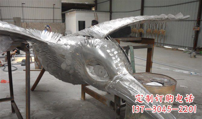 辽宁不锈钢雄鹰展翅——自由之翼的象征