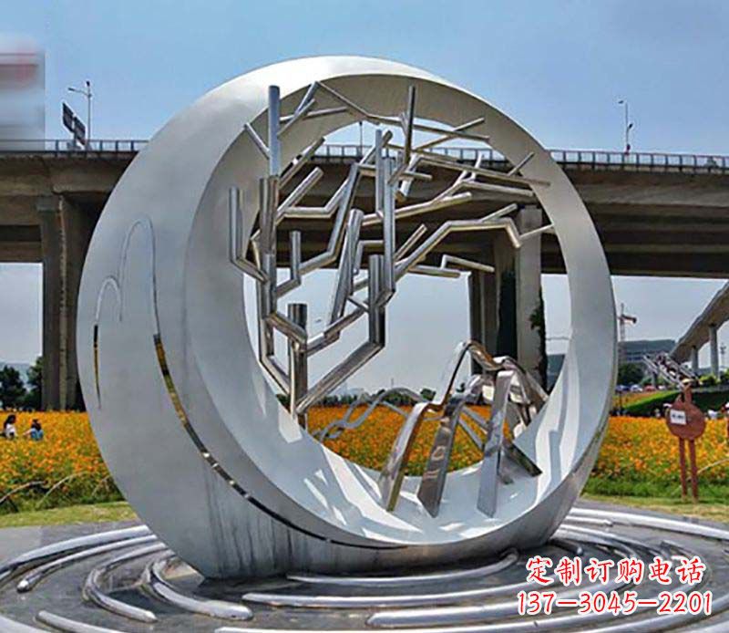 辽宁不锈钢异形圆环雕塑精致而优雅