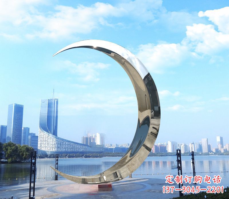 辽宁不锈钢月亮雕塑象征着美丽的月亮