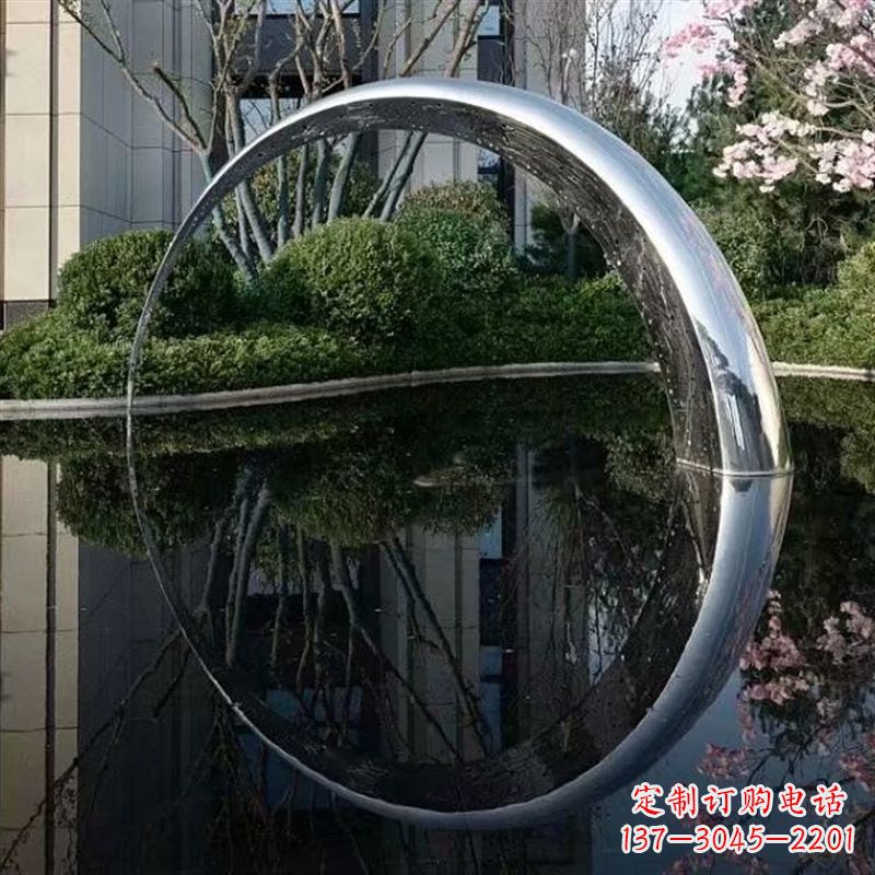 辽宁不锈钢月亮雕塑璀璨照亮夜空