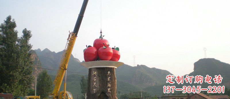 辽宁不锈钢苹果雕塑缔造城市风采