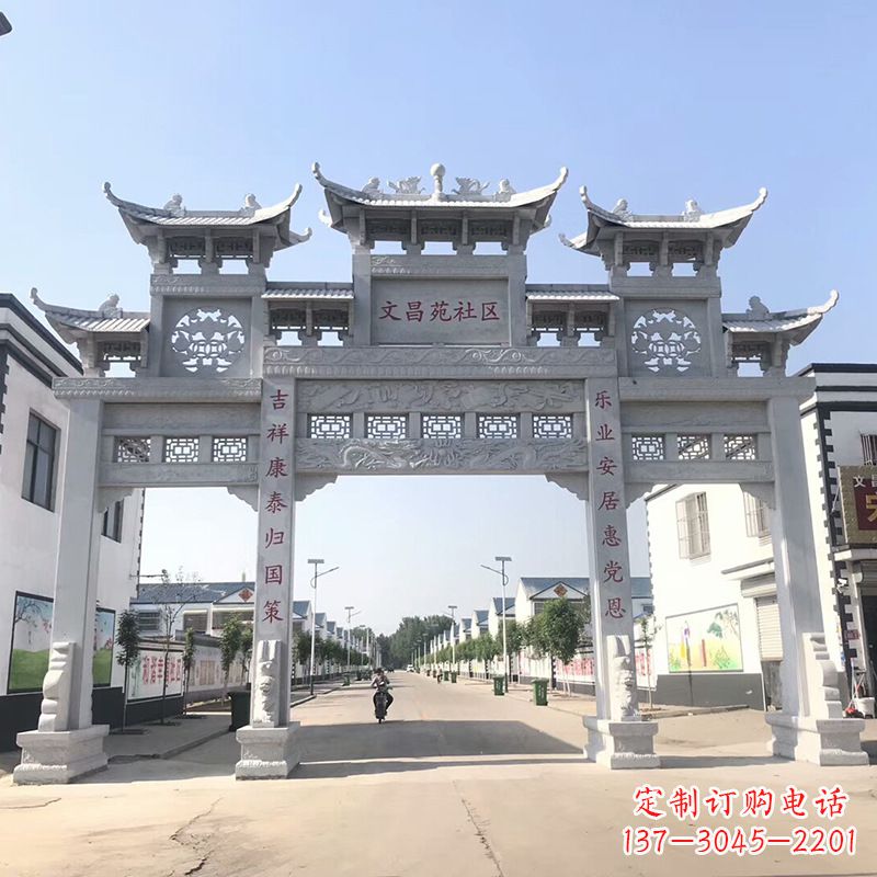 辽宁社区四柱雕塑——缅怀老北京的文化精髓
