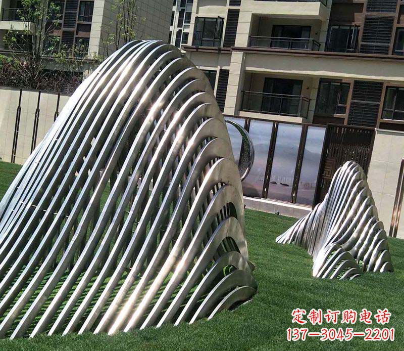 辽宁不锈钢假山雕塑——电镀之美