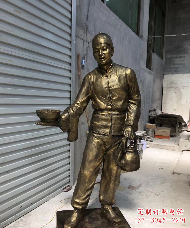 辽宁铜雕店小二,象征忠诚勤劳的精神