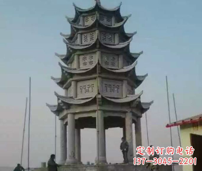 辽宁精美绝伦的多层凉亭石雕