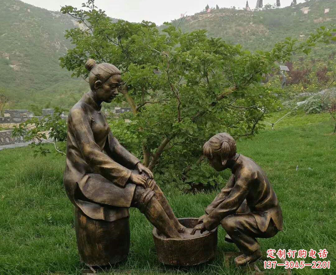 辽宁母爱风采雕塑