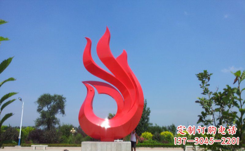 辽宁艺术荟萃的凤凰雕塑