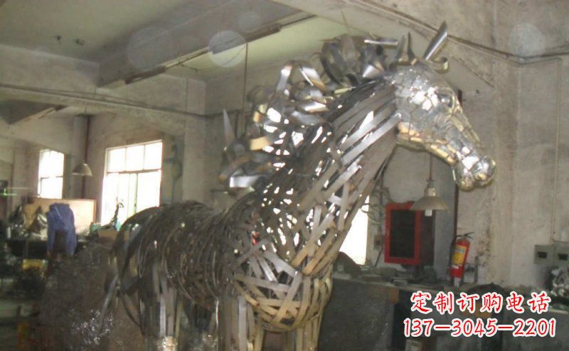 辽宁不锈钢抽象马动物雕塑