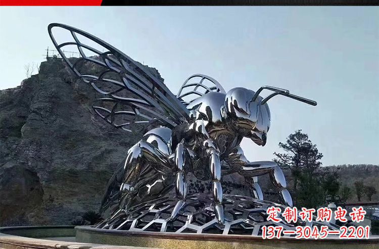 辽宁优雅活泼的不锈钢大型蚂蚁雕塑