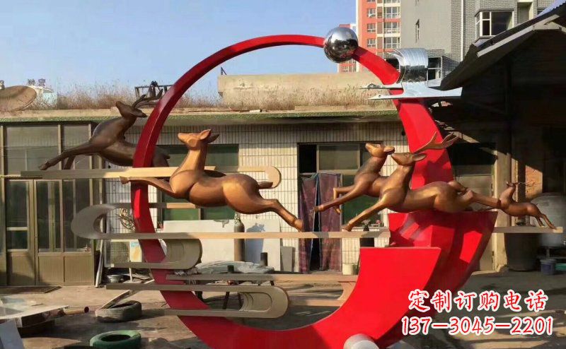 辽宁梅花鹿不锈钢雕塑引人瞩目的审美观赏
