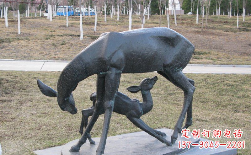 辽宁公园抽象母子鹿动物铜雕 (2)